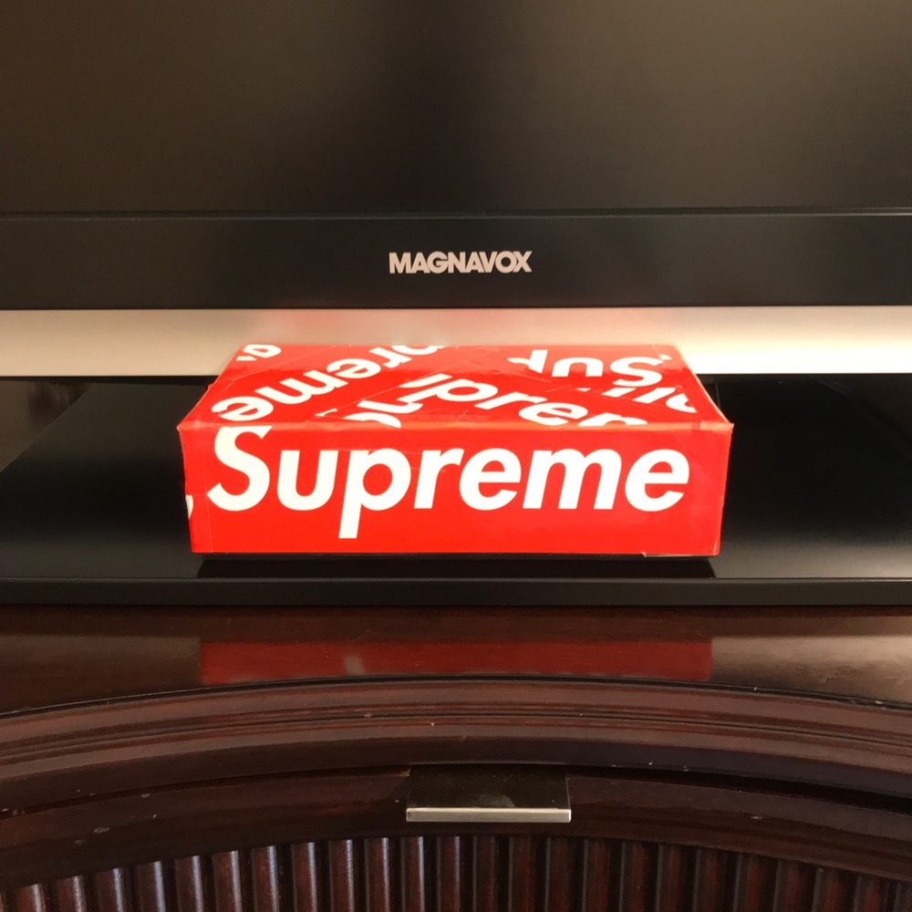 “Supreme” Display/Storage Box made by Me